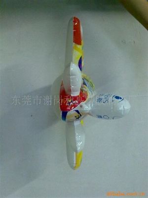 玩具系列 吹气玩具 充气灯笼 充气玩具 儿童充气灯笼/工厂直销-东莞市谢岗利高塑胶制品厂提供玩具系列 吹气玩具 充气灯笼 充气玩具 儿童充气灯笼/工厂直销的相关介绍、产品、服务、图片、价格东莞市谢岗利高塑胶制品厂、PVC充气玩具;充气瓶罐吹气玩具;PVC卡片袋;PVC雨衣;水上充气玩具;沙滩球;充气沙发;填充气袋;手臂圈;吹气不倒翁;浮床水床;pvc软胶包装袋;颈枕;充气卡通;充气形象动物;充气相框;滑雪圈;充气坐垫;充气水池;圣诞树