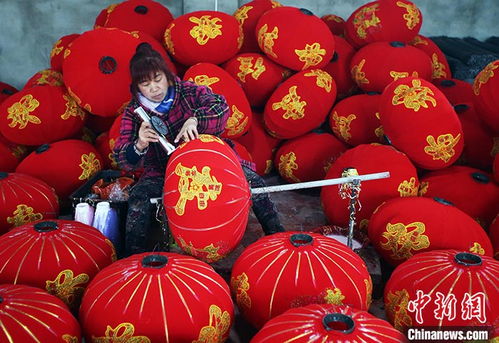 新春走基层丨探访四川金堂灯笼厂 让 中国红 点亮世界
