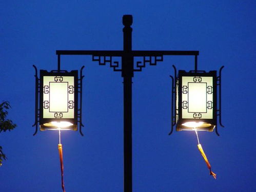 苏城夜江南 灯,亮了 夜,靓了