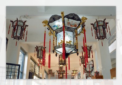 中式木艺八角吊穗手绘宫灯