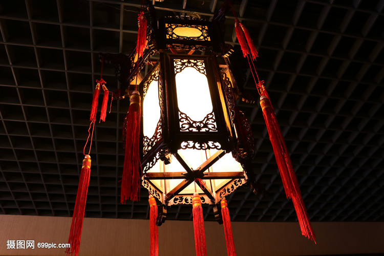 宫灯 千年光影中的华彩与传承